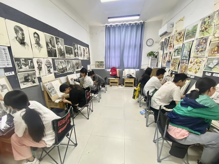 郑州106画室高考美术集训班 郑州艺考美术培训班