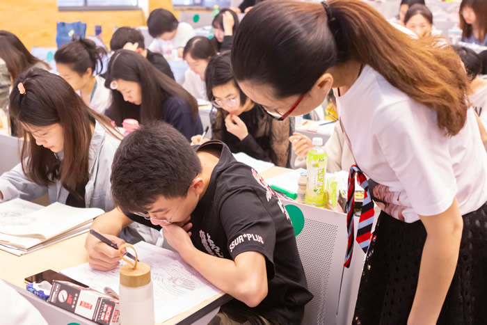 成都华新文登考研全年集训营 成都考研全科集训班