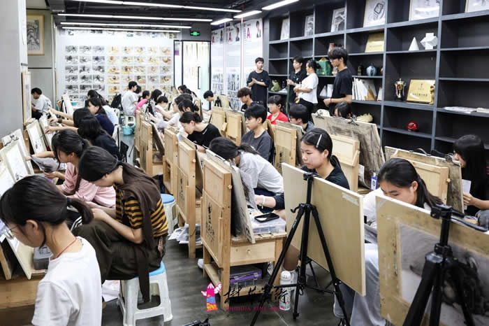 定义高度·超越期待——树华画室27届集训招生简章