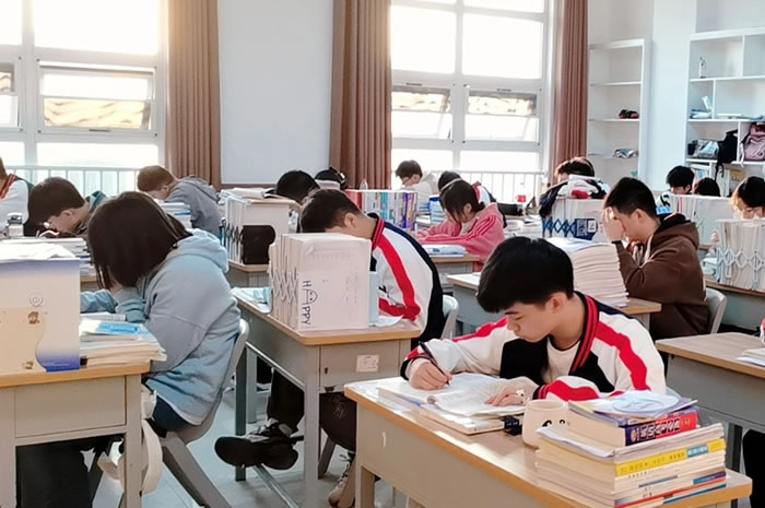 郑州创新学校高三全日制2027届招生简章
