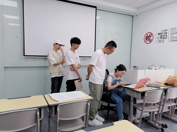 云南新东方考研报班学费一年多少钱(27届参考)