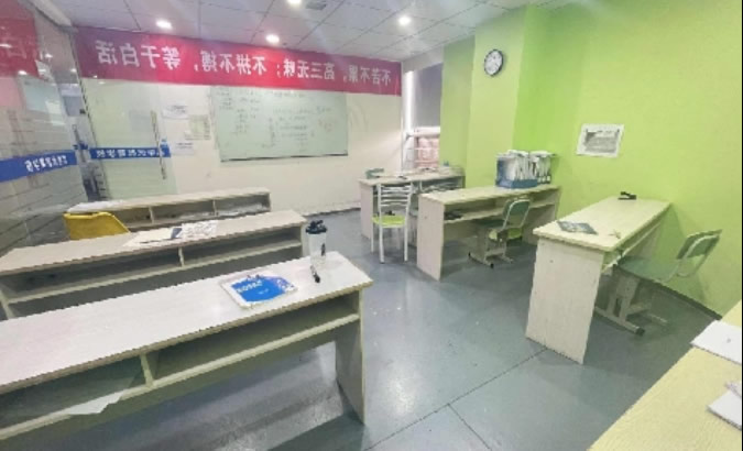 成都志学优高中全日制培训班 成都奥尻全日制文化课辅导班