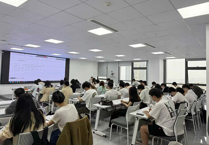 状元兔公务员考试面授培训班 状元兔公考辅导班