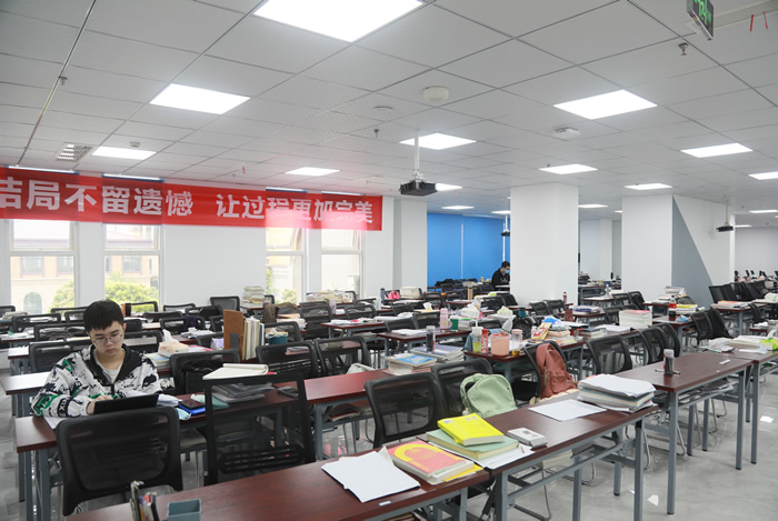 成都新文道考研冲刺集训营 成都考研冲刺集训班